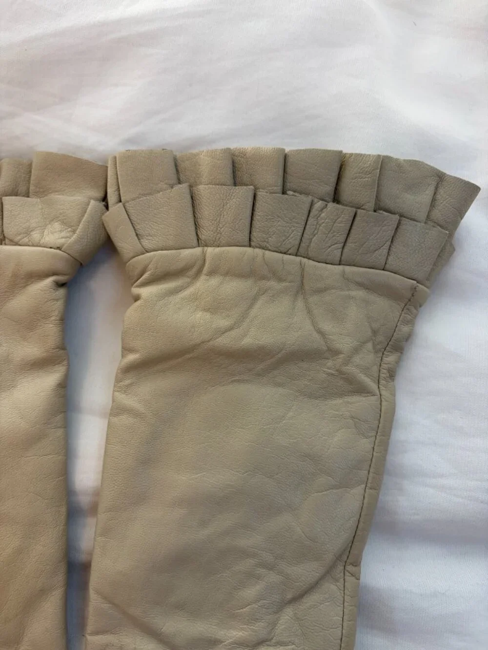 Leather And Cashmere Lining Off White Winter Gloves | Size Large